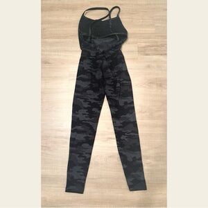 Bombshell bodysuit! Cross listed on Mercari and Curtsy!